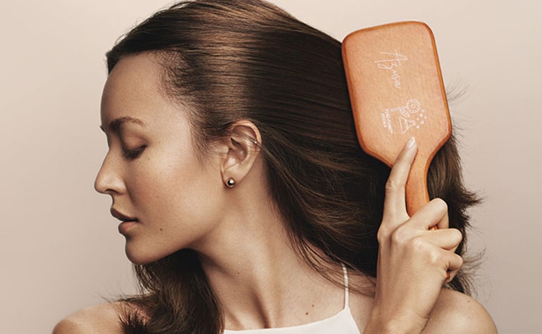 アヴェダのパドルブラシ